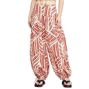FREE PEOPLE OB969834 Printed Matchmaker Balloon Pants Size S